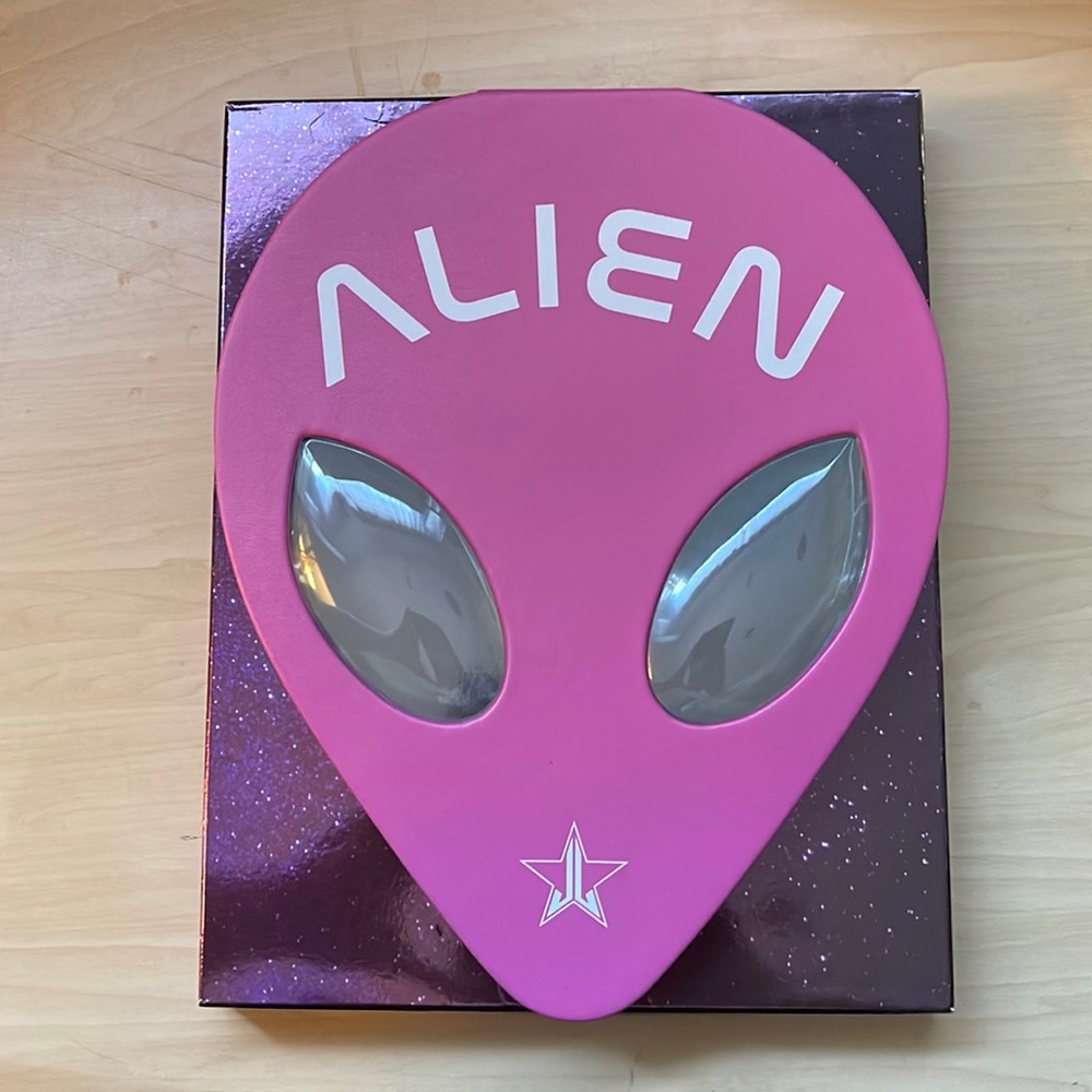 Jeffree Star Alien Palette